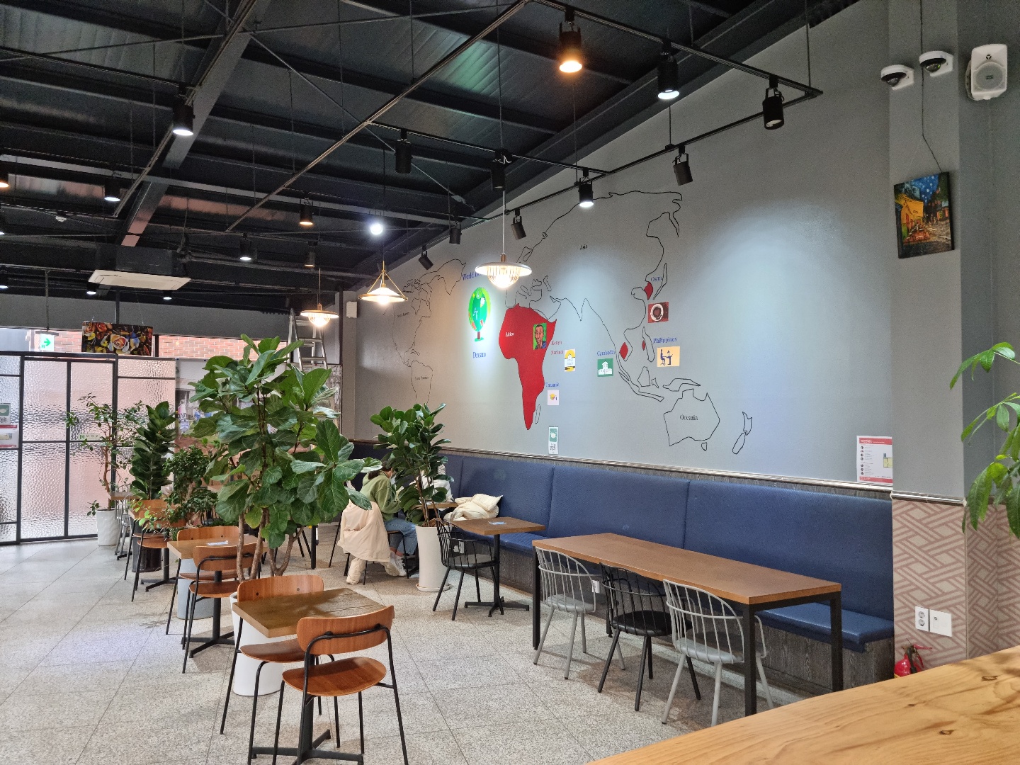installation photo cafe THE BARINGO 8